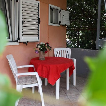 Apartment Špadina Vodice Bagian luar foto