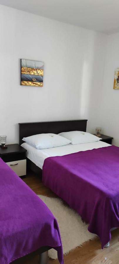 Apartment Špadina Vodice Bagian luar foto