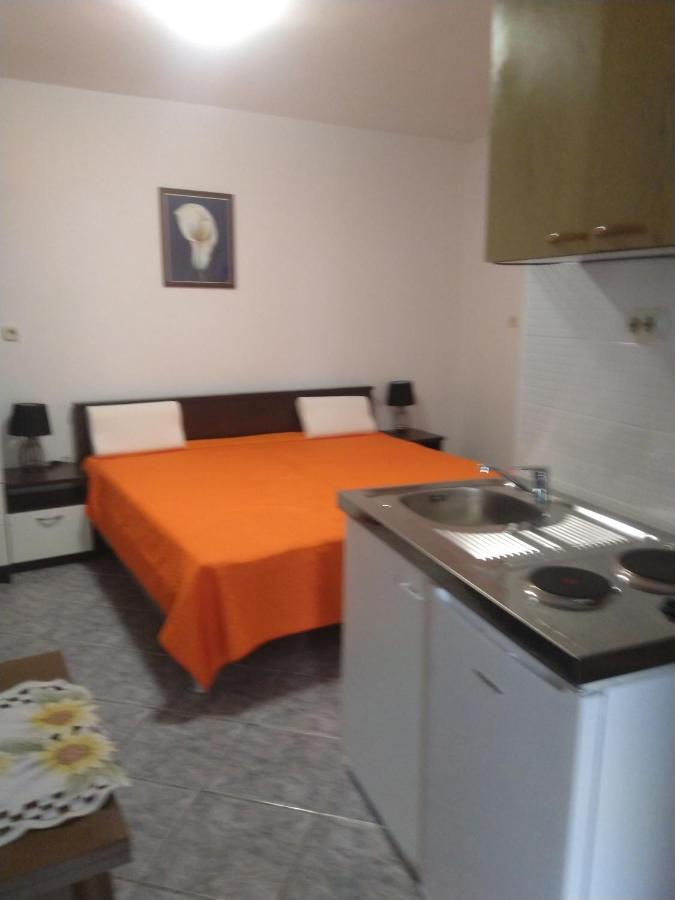 Apartment Špadina Vodice Bagian luar foto