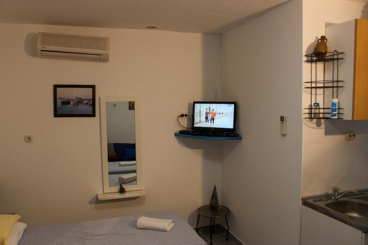 Apartment Špadina Vodice Bagian luar foto