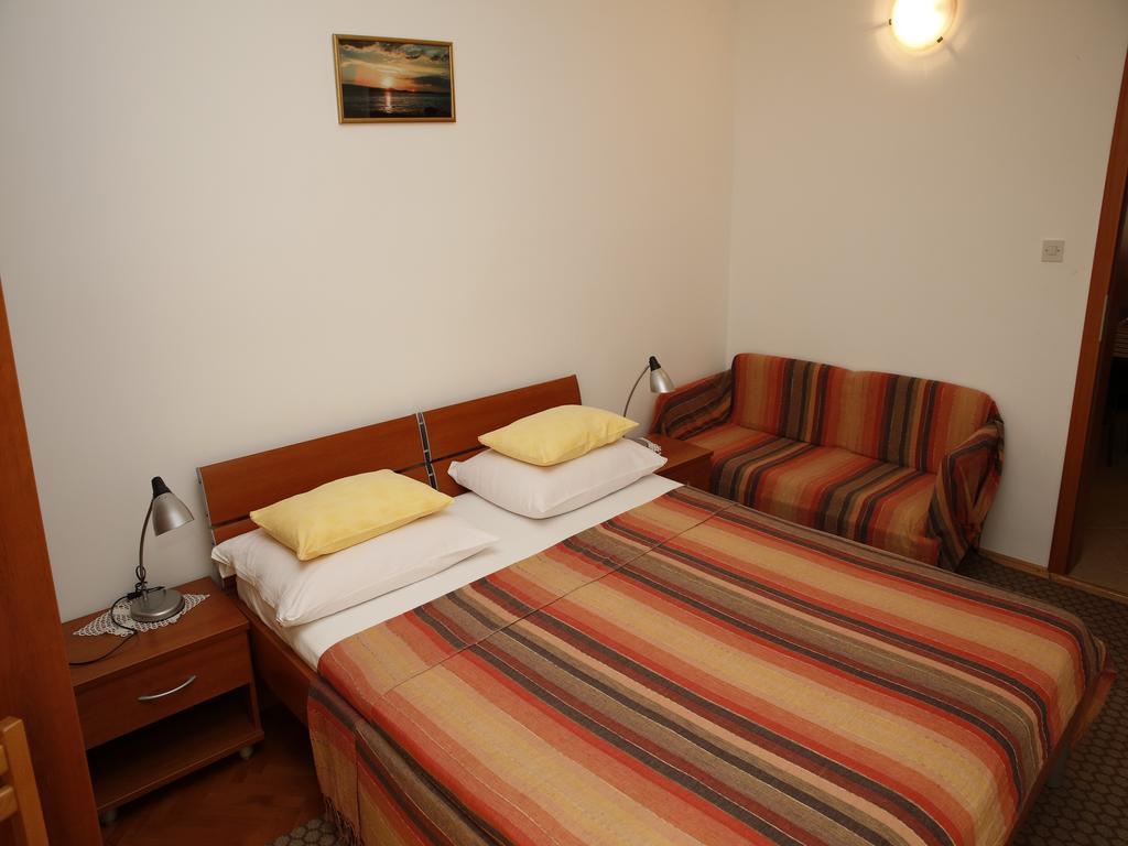 Apartment Špadina Vodice Ruang foto