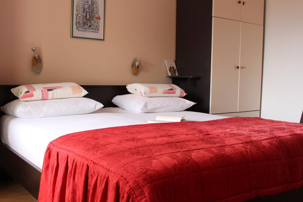 Apartment Špadina Vodice Bagian luar foto